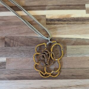 Elegant Gold and Brown Pendant Necklace